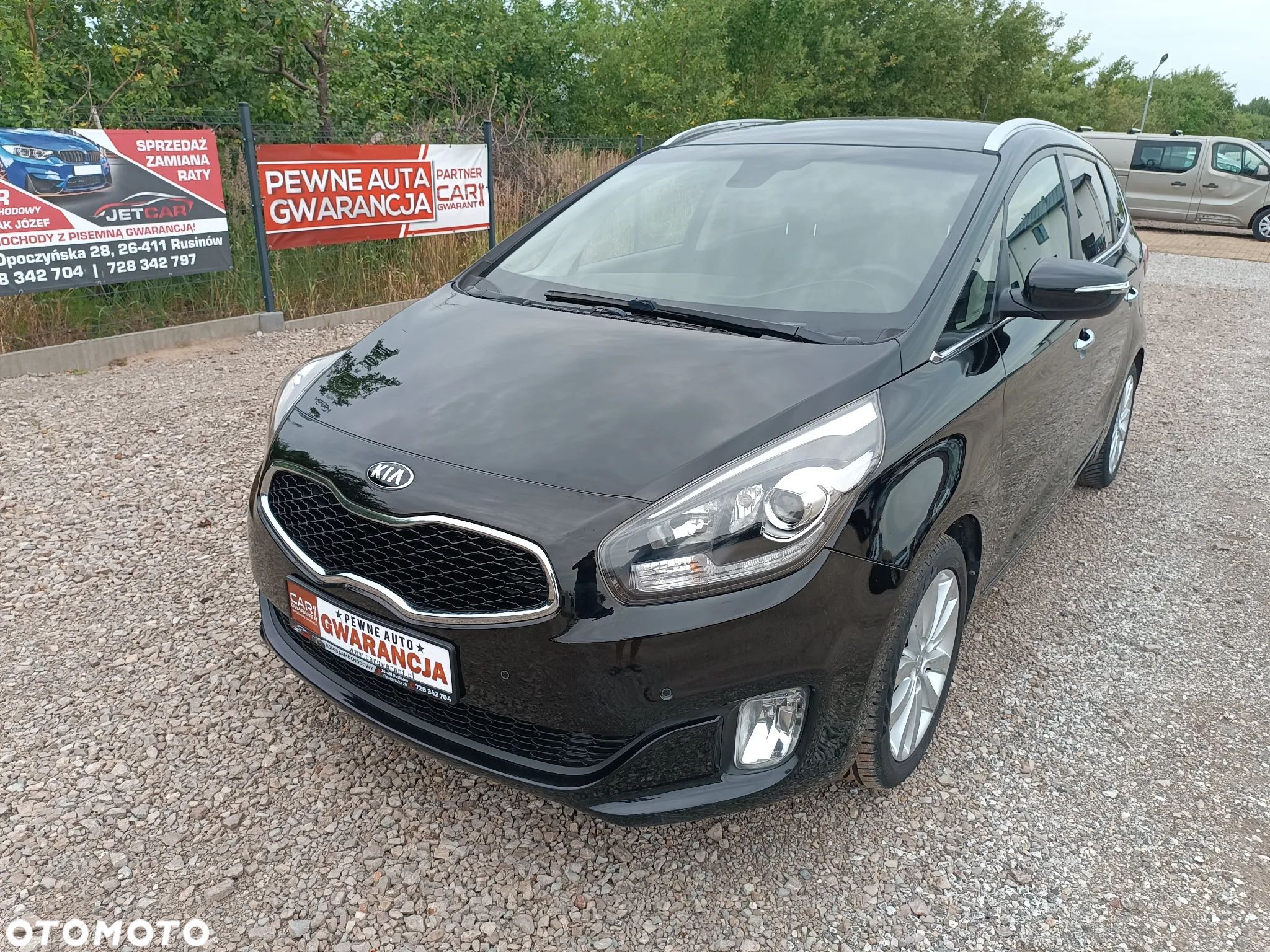 Kia Carens 1.7 CRDi 115 Fifa World Cup Edition - 1