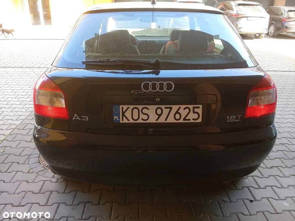 Audi A3 Sportback 1.8T Quattro Ambiente - 4