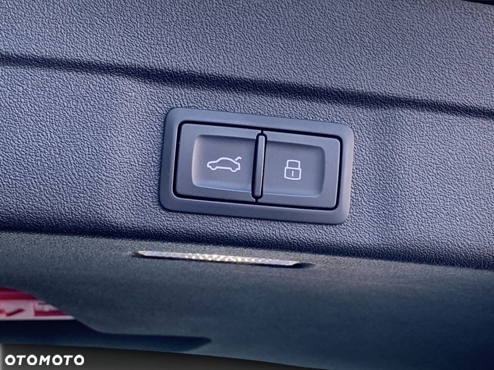 Audi A6 Avant TDI mHEV S tronic - 32