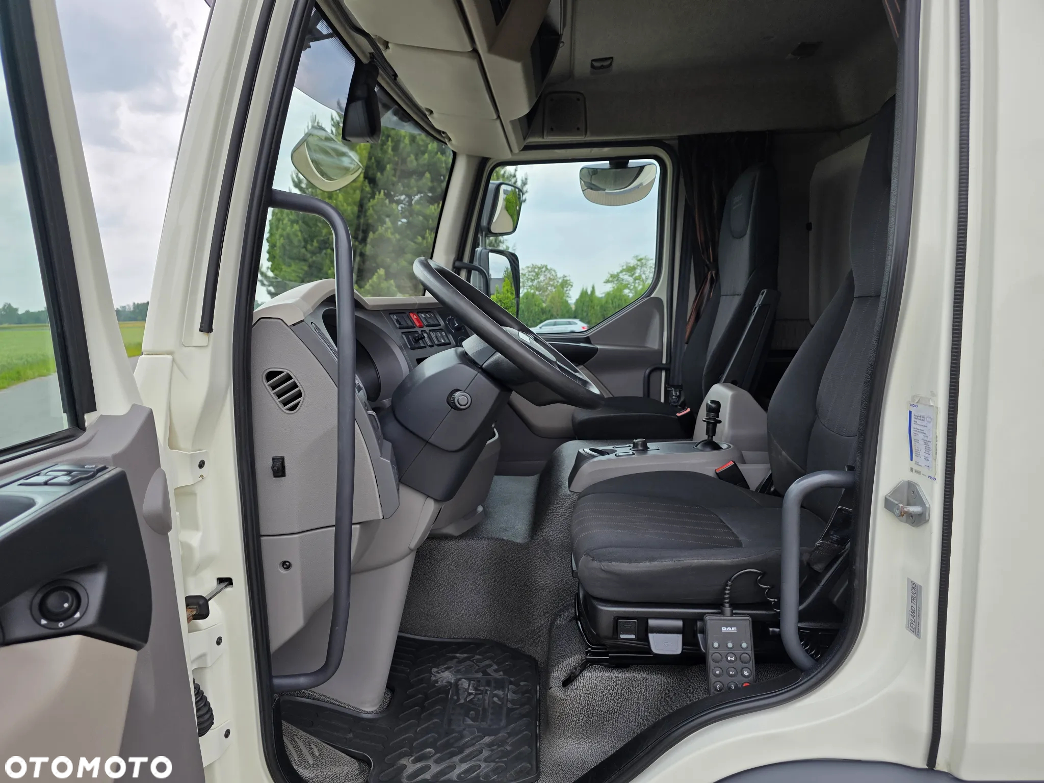 DAF LF 260 KONTENER 16 DMC !!! SYPIALKA Z DE JAK NOWY !!!  TYLKO 370 TYŚ KM  !!! - 26