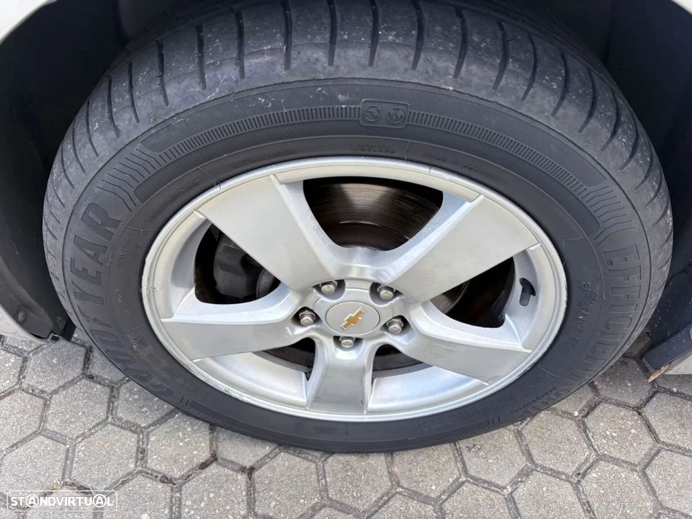 Chevrolet Cruze 1.6 LS - 12
