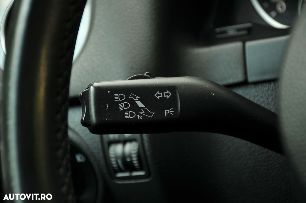Volkswagen Tiguan 2.0 TDI DPF BlueMotion Technology Exclusive - 18