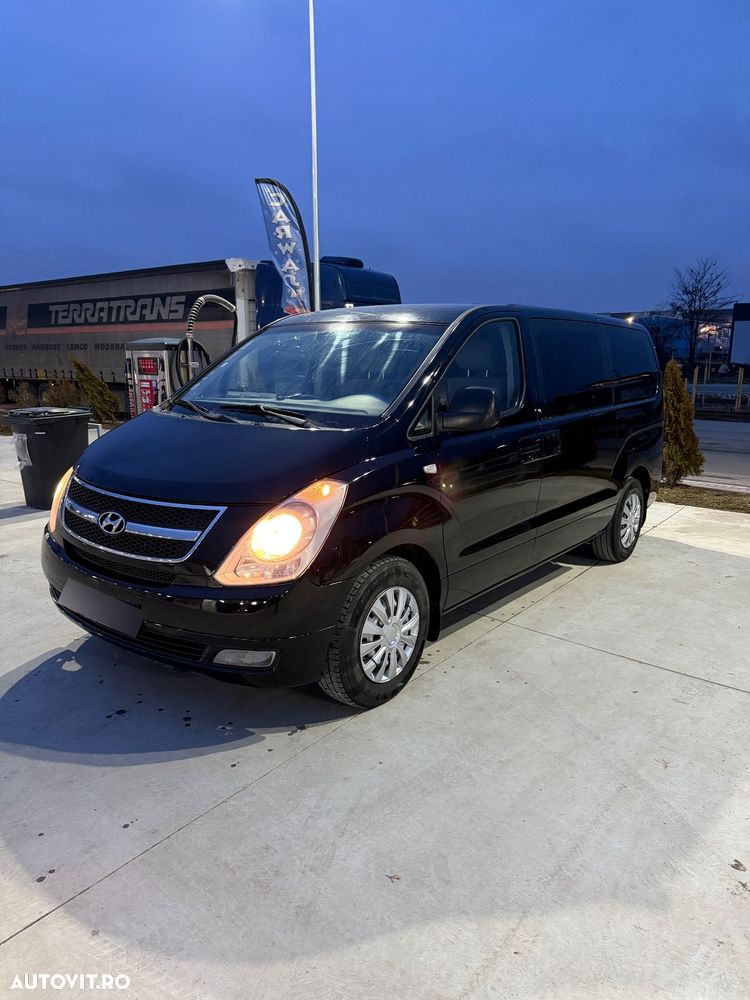 Hyundai H-1 Starex - 2