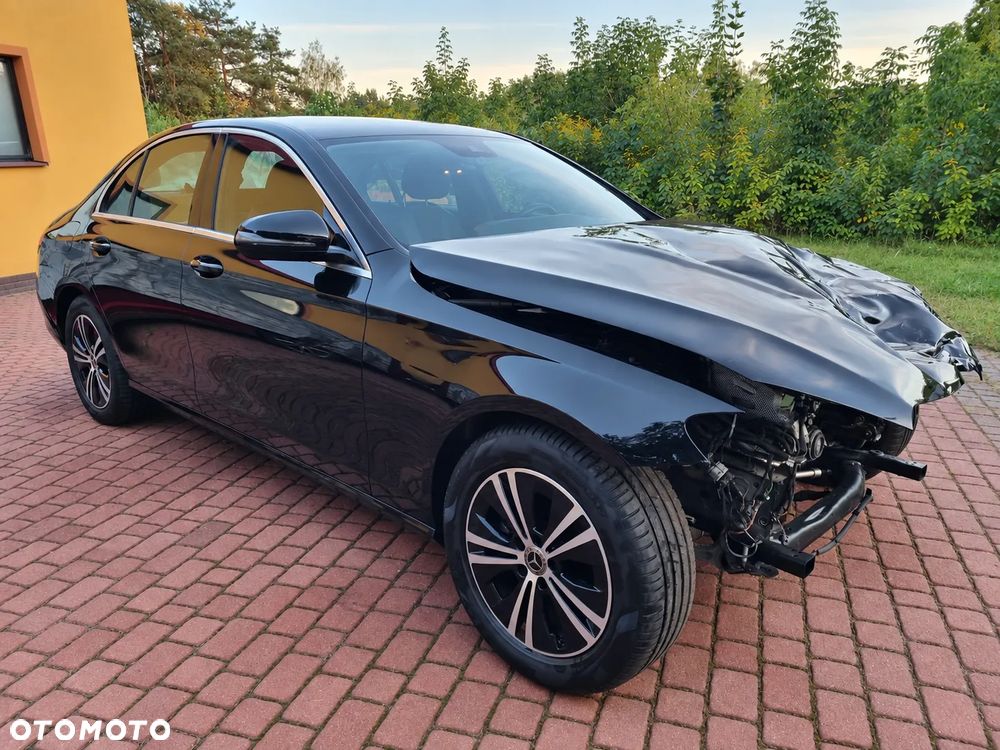 Mercedes-Benz Klasa E 220 d 4-Matic Avantgarde - 2
