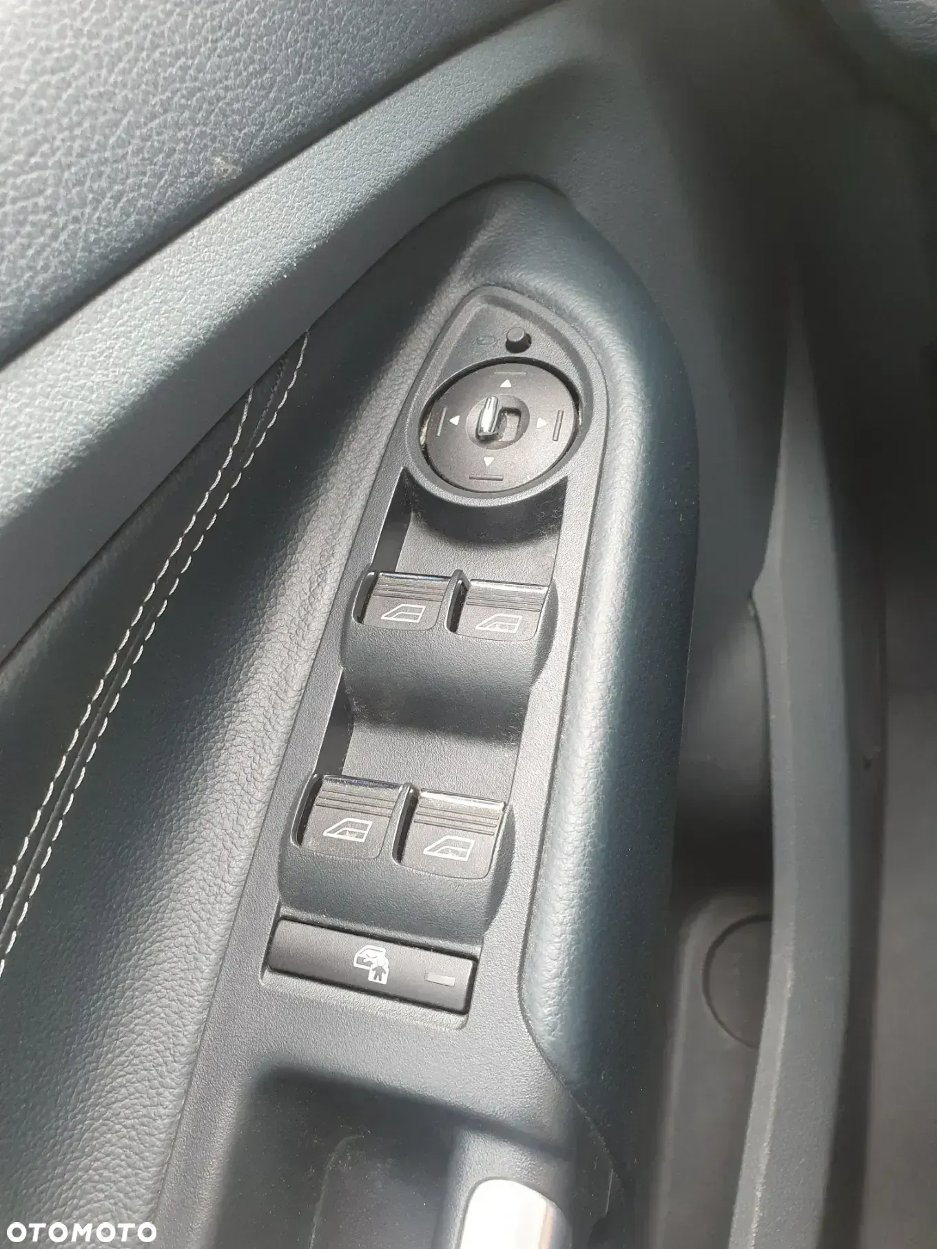 Ford C-MAX 1.0 EcoBoost Start-Stopp-System Titanium - 11