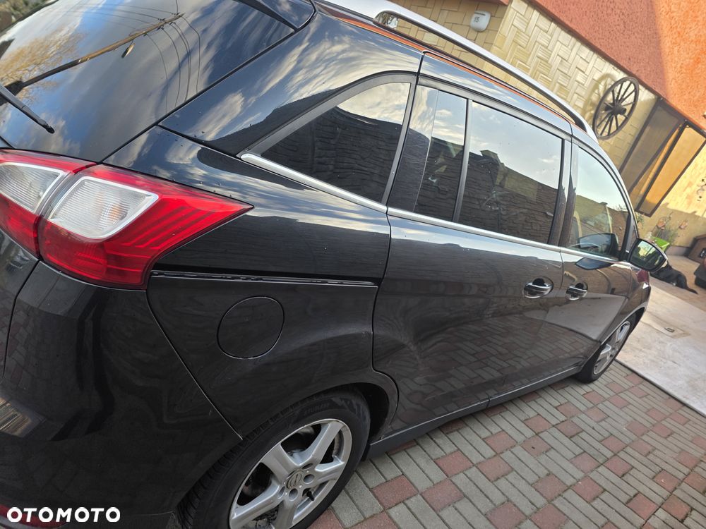 Ford Grand C-MAX - 4