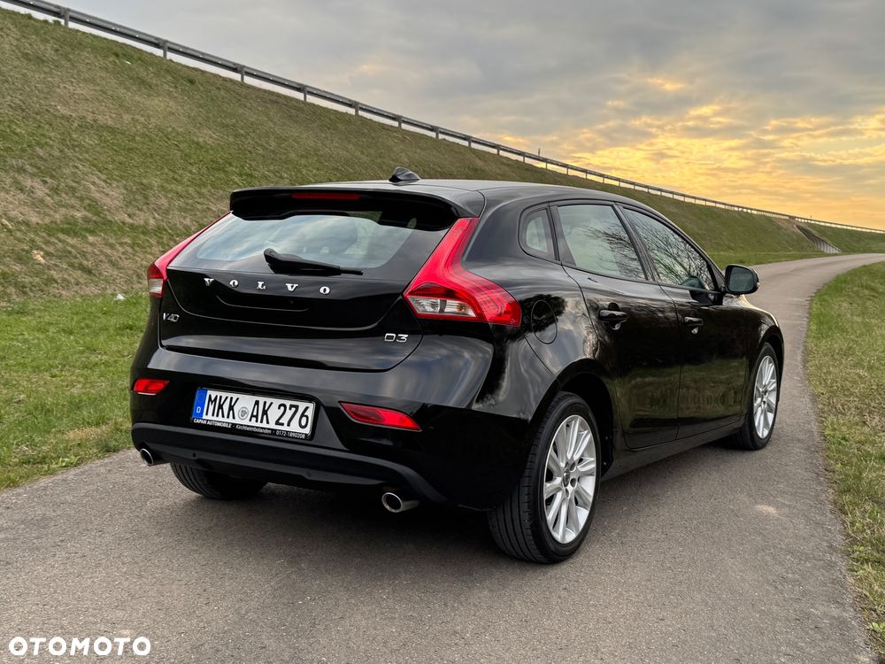 Volvo V40 D3 Summum - 4