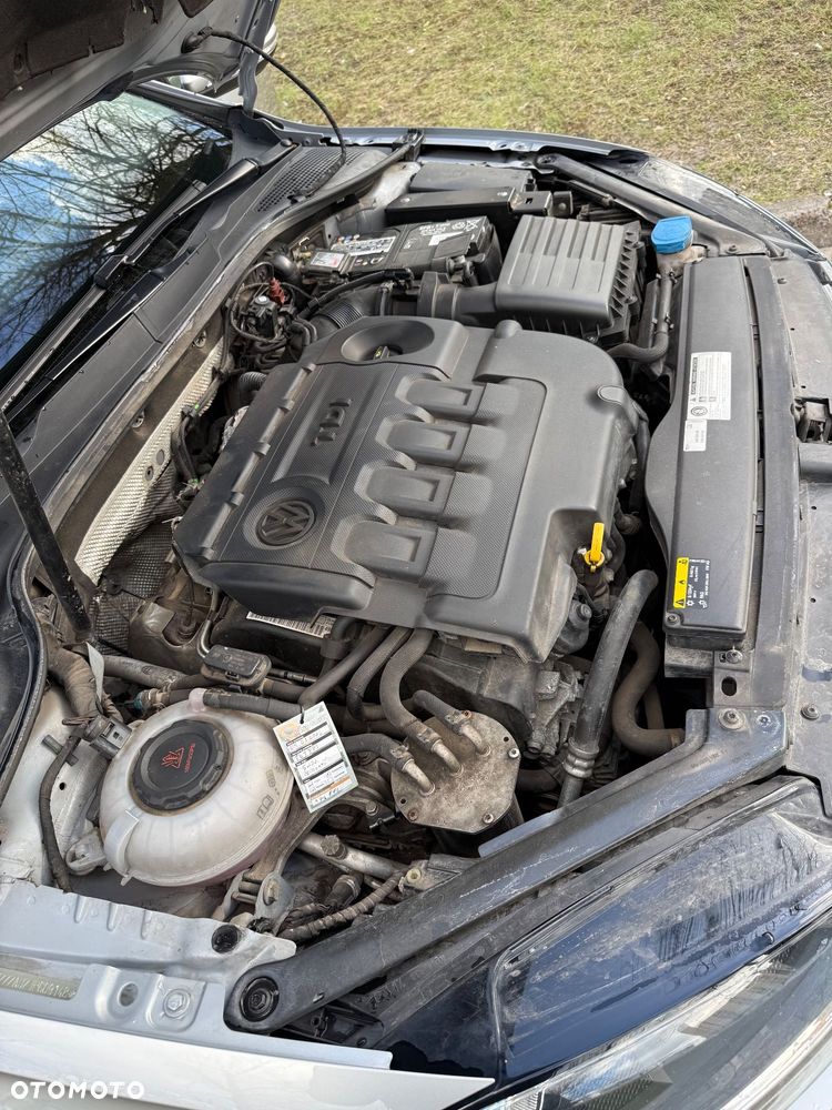 Volkswagen Golf 2.0 TDI BMT Comfortline - 13