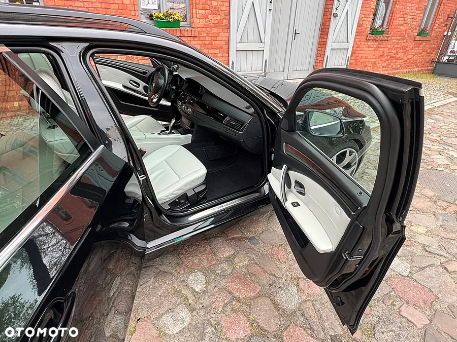 BMW Seria 5 - 23