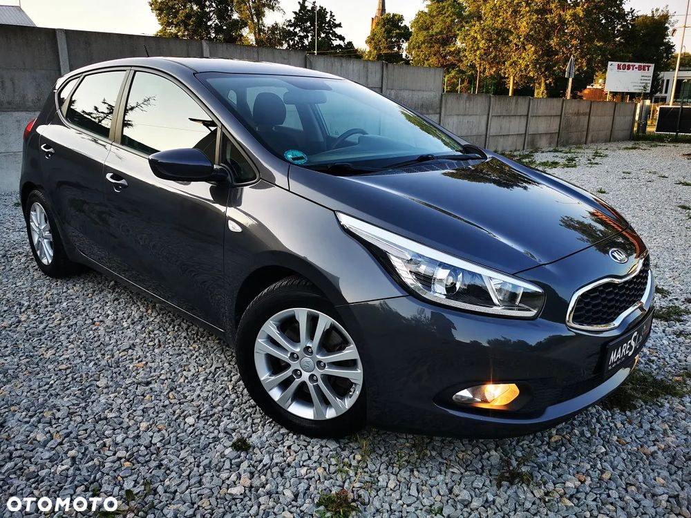 Kia Ceed - 1