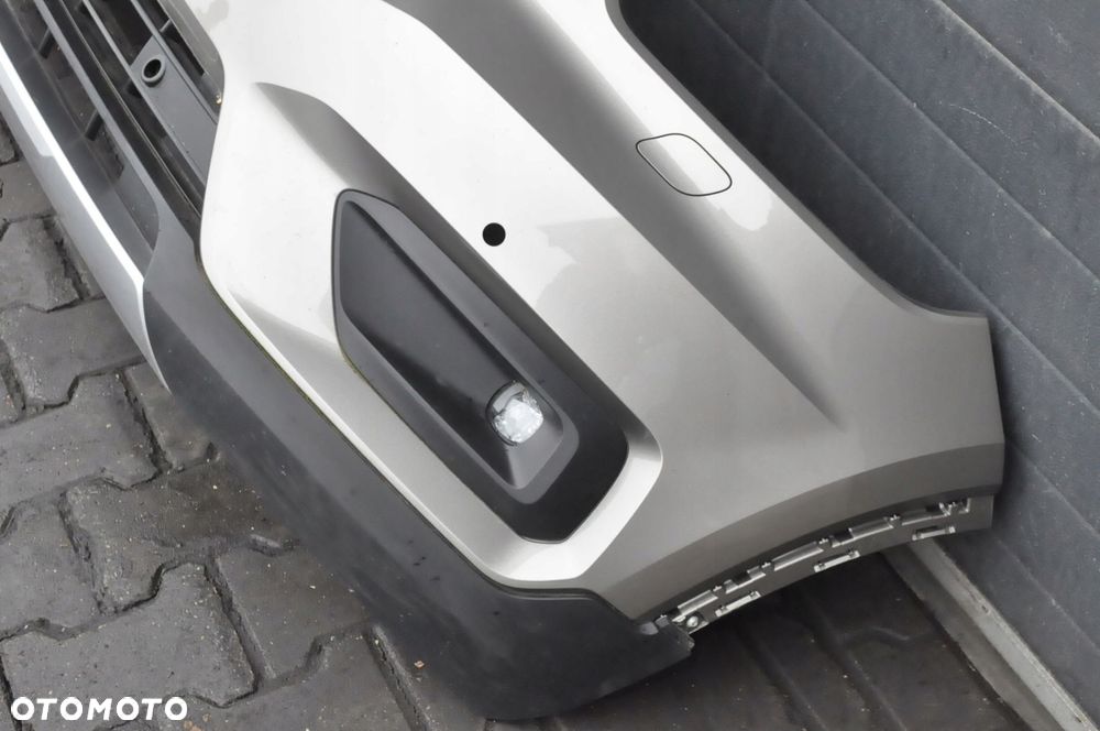 VOLVO XC40 ZDERZAK PRZÓD PRZEDNI KOMPLETNY W KOLORZE 727 - 7