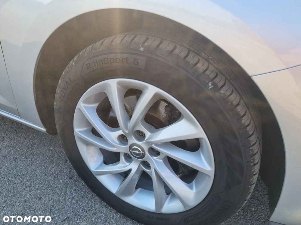 Opel Astra 1.6 D Start/Stop Business - 13