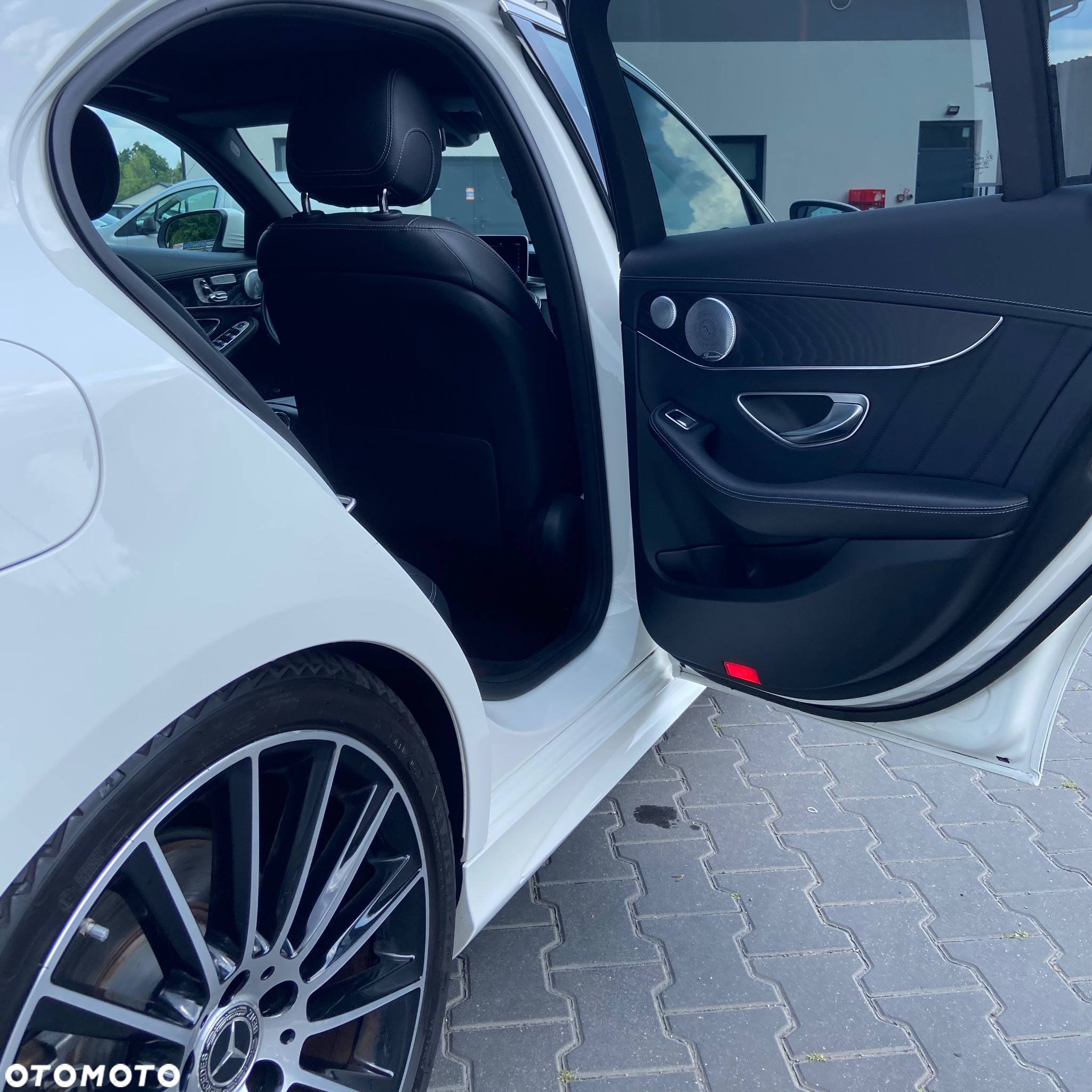 Mercedes-Benz Klasa C 220 d 4MATIC 9G-TRONIC - 11