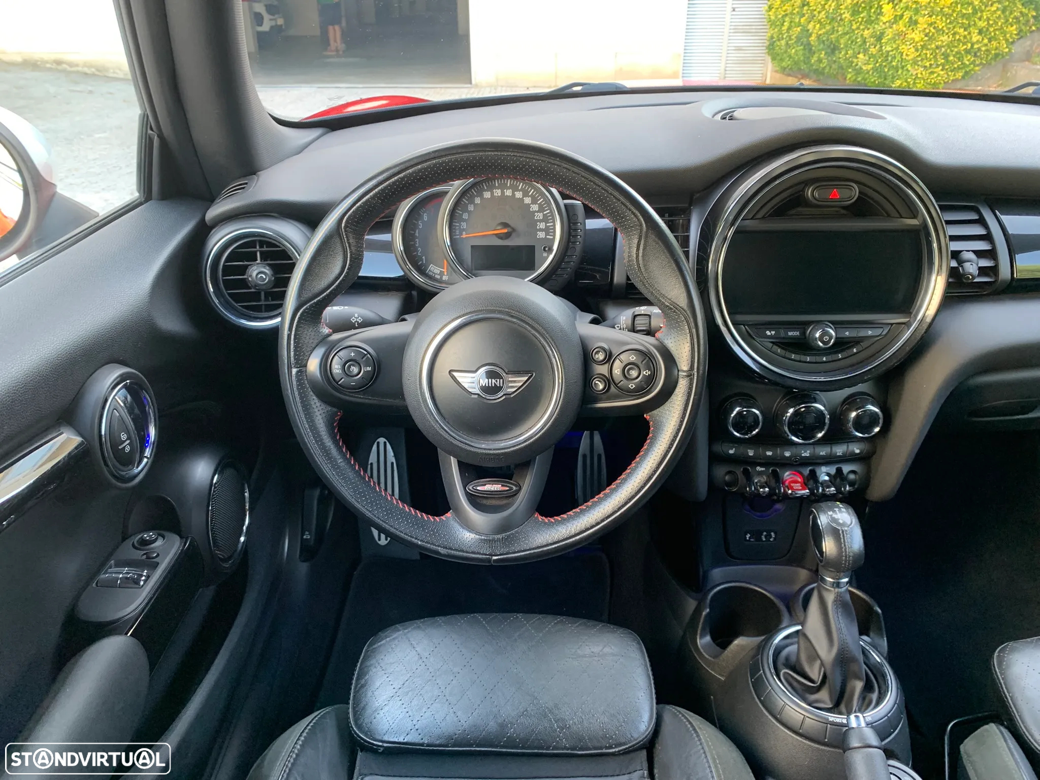 MINI 3 Portas Cooper S Sport Aut. - 9