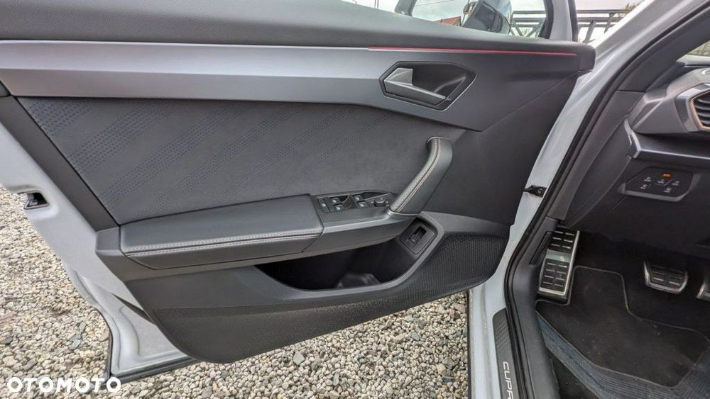 Cupra Formentor 2.0 TSI 4Drive DSG VZ Black Edition - 25