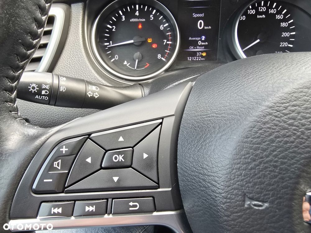 Nissan Qashqai - 13
