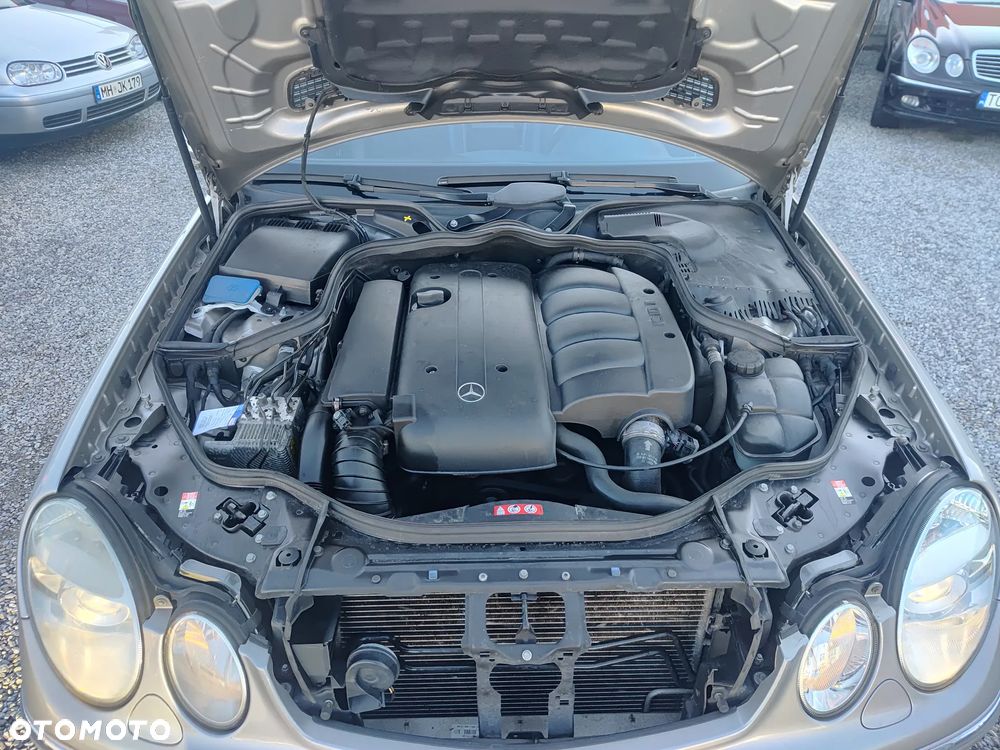 Mercedes-Benz Klasa E 220 CDI Automatik Avantgarde - 25