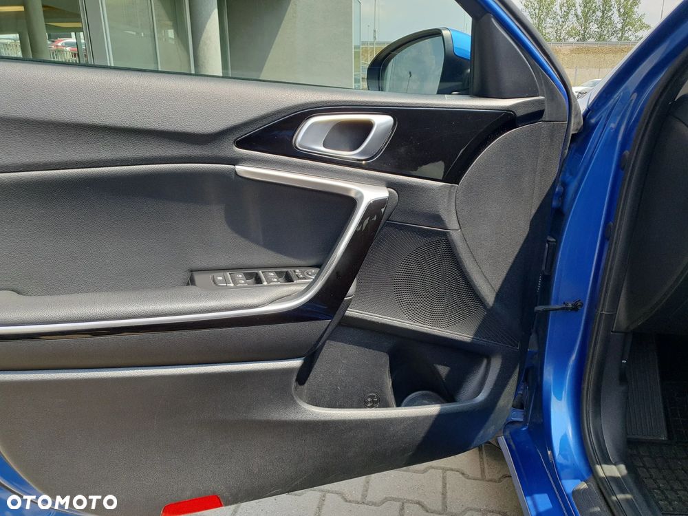 Kia Ceed 1.5 T-GDI L - 11
