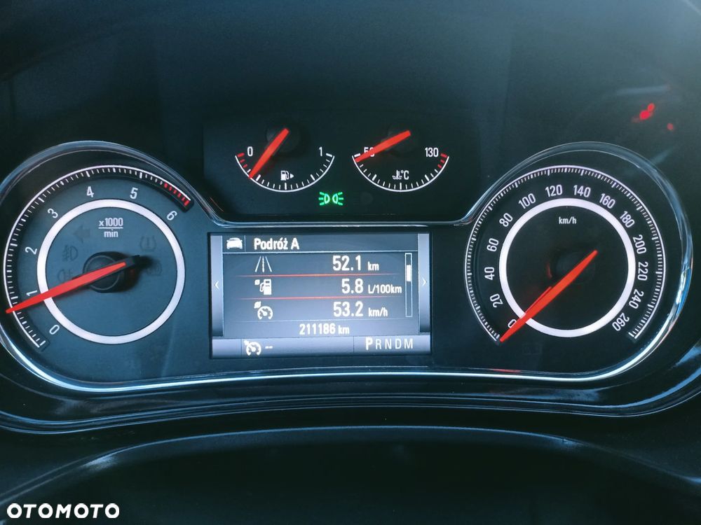 Opel Insignia 1.6 CDTI - 11
