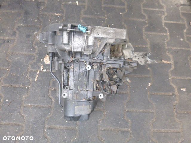 MANUALNA SKRZYNIA BIEGÓW RENAULT MEGANE II 1.6 16V JH3142 - 1