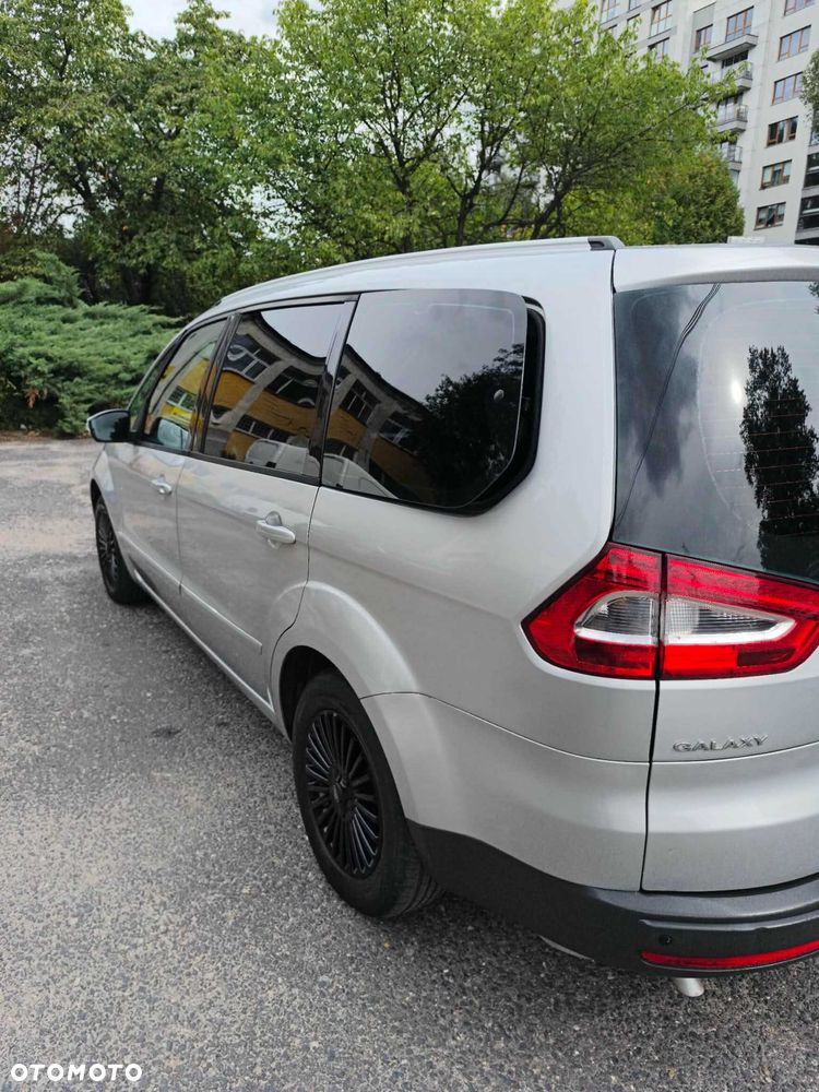 Ford Galaxy - 4