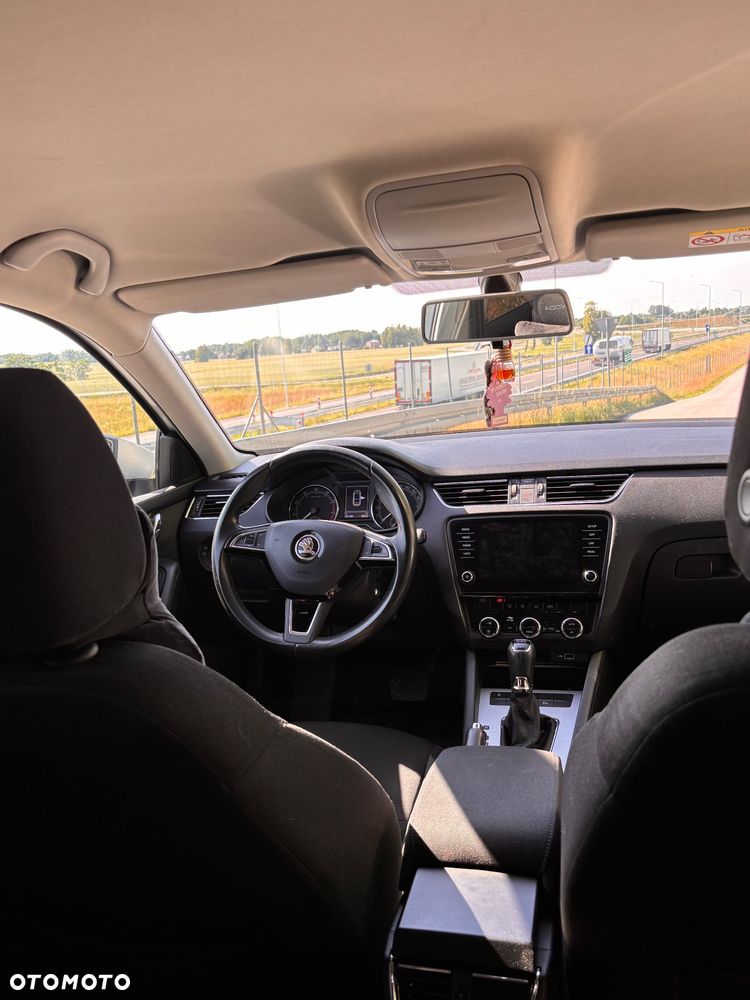 Skoda Octavia 1.5 TSI GPF ACT Ambition DSG - 14