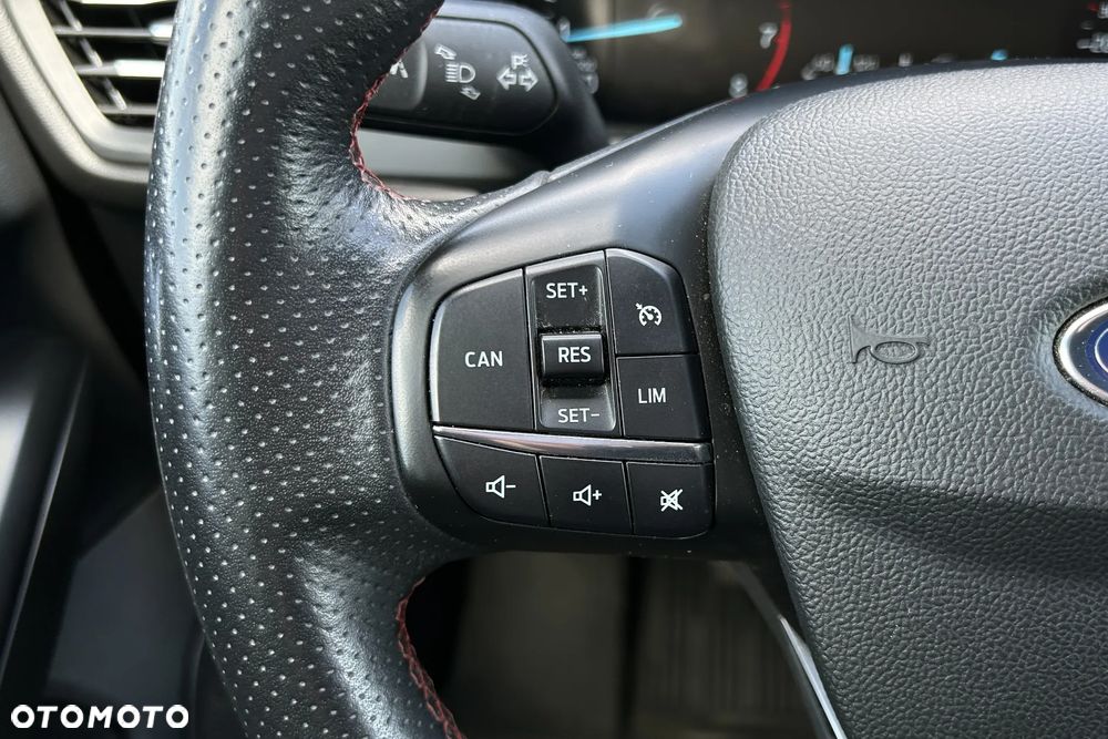 Ford Focus 1.0 EcoBoost ST-Line - 14