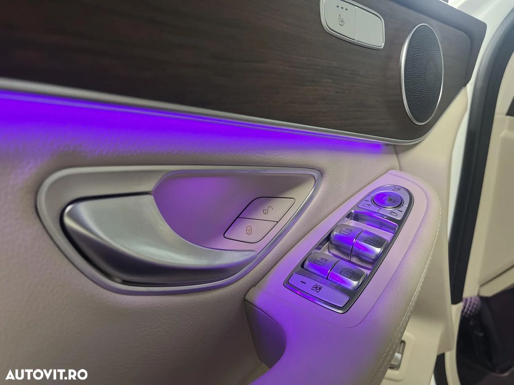 Mercedes-Benz GLC 300 de 4Matic 9G-TRONIC AMG Line - 12