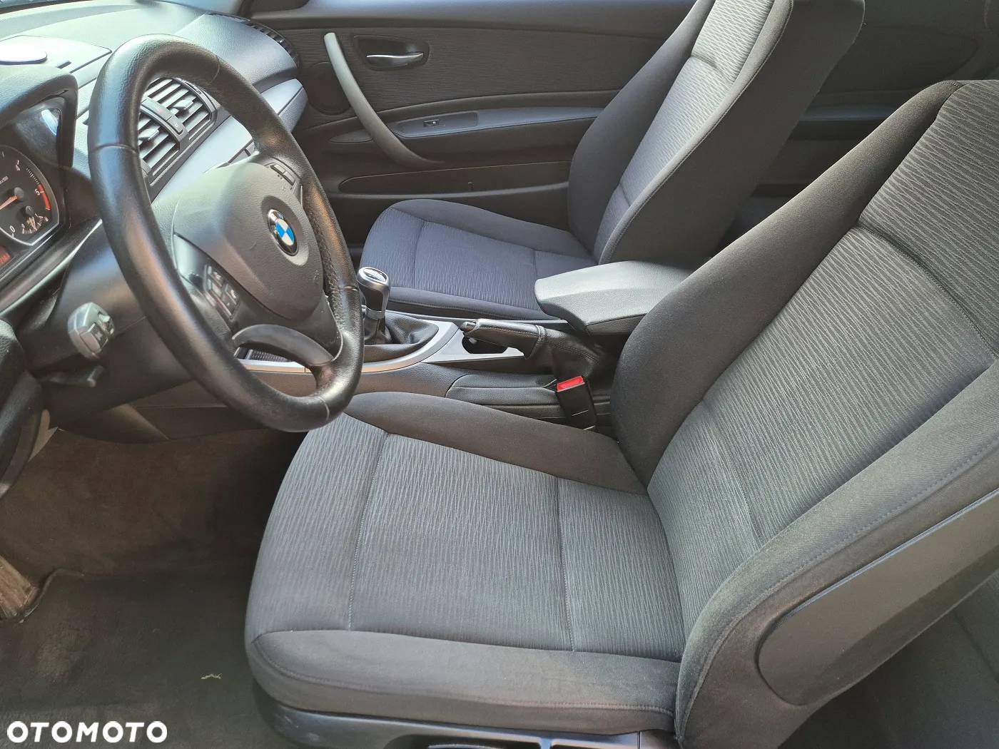 BMW Seria 1 - 15