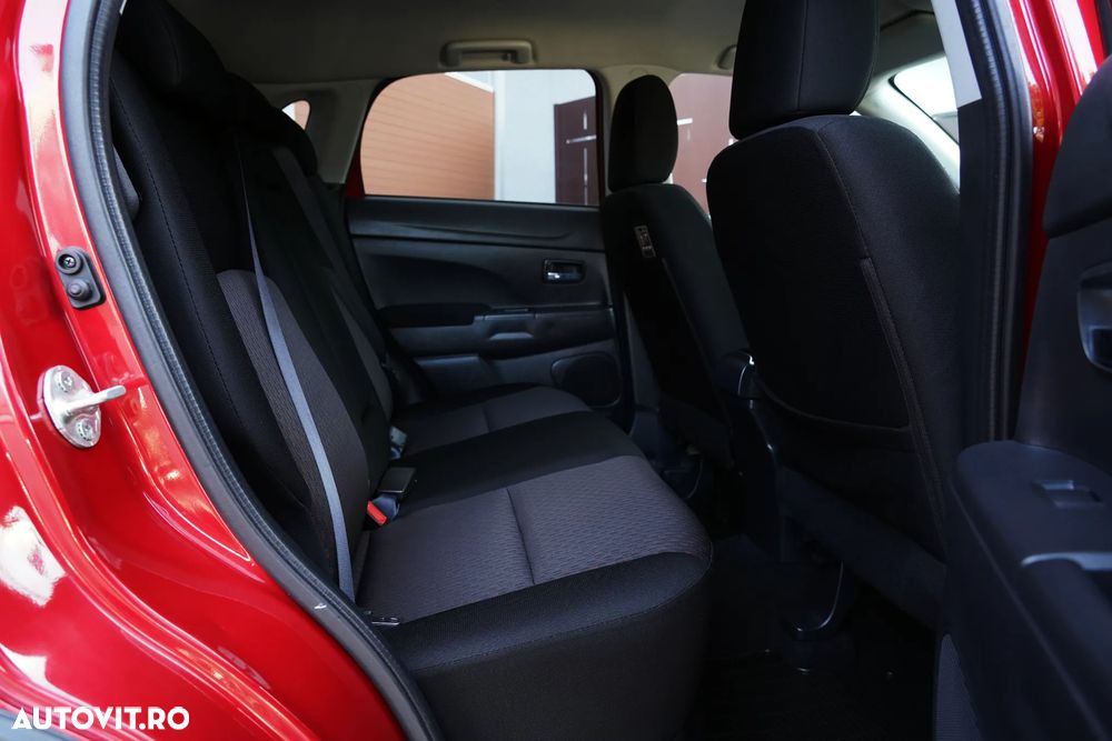 Mitsubishi ASX - 9