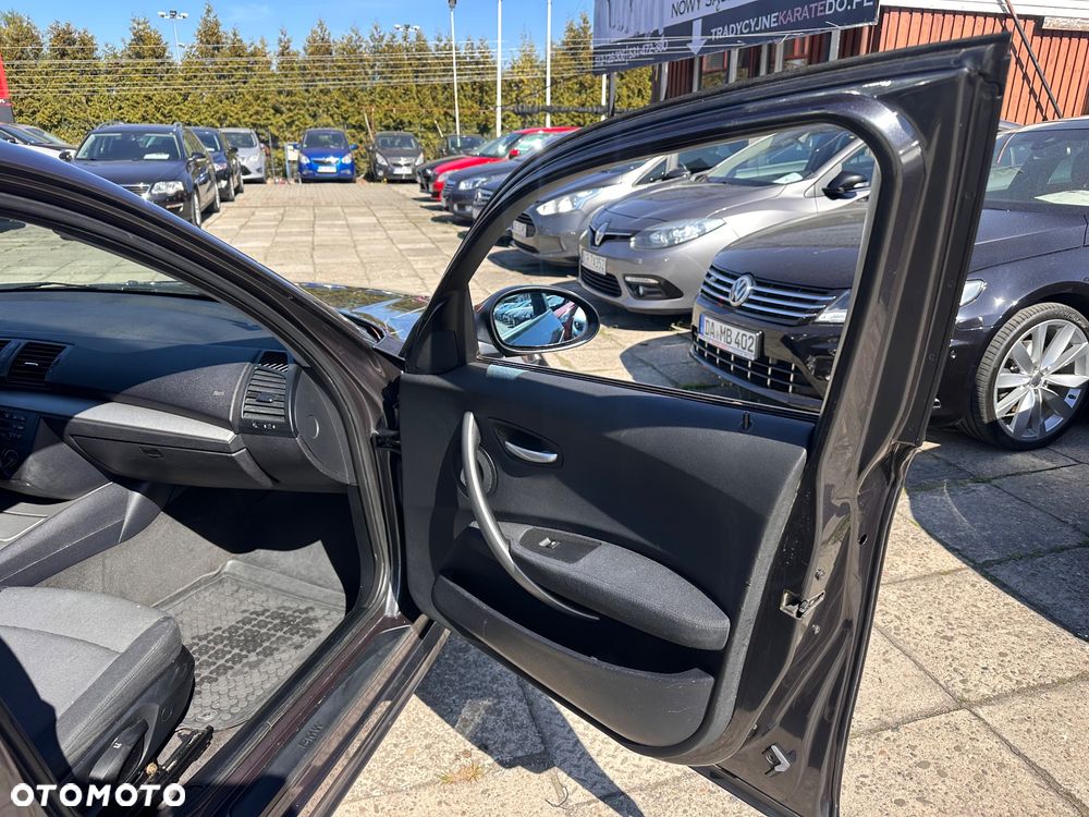 BMW Seria 1 116i - 16