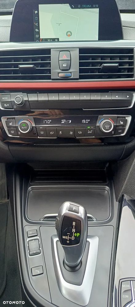 BMW 3GT 320d Sport-Aut Sport Line - 18