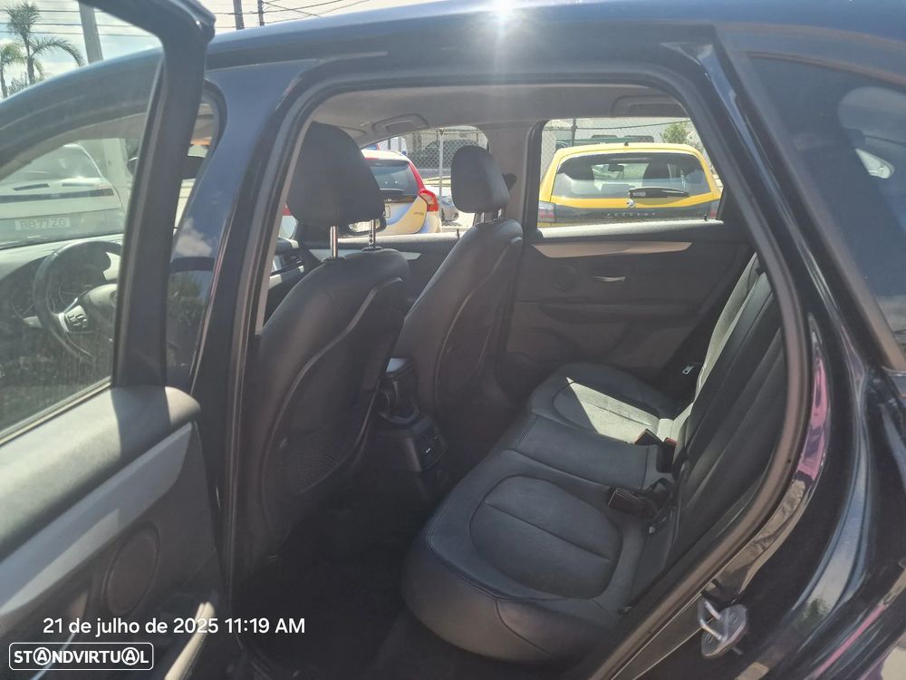 BMW 216 Active Tourer d Line Luxury - 7