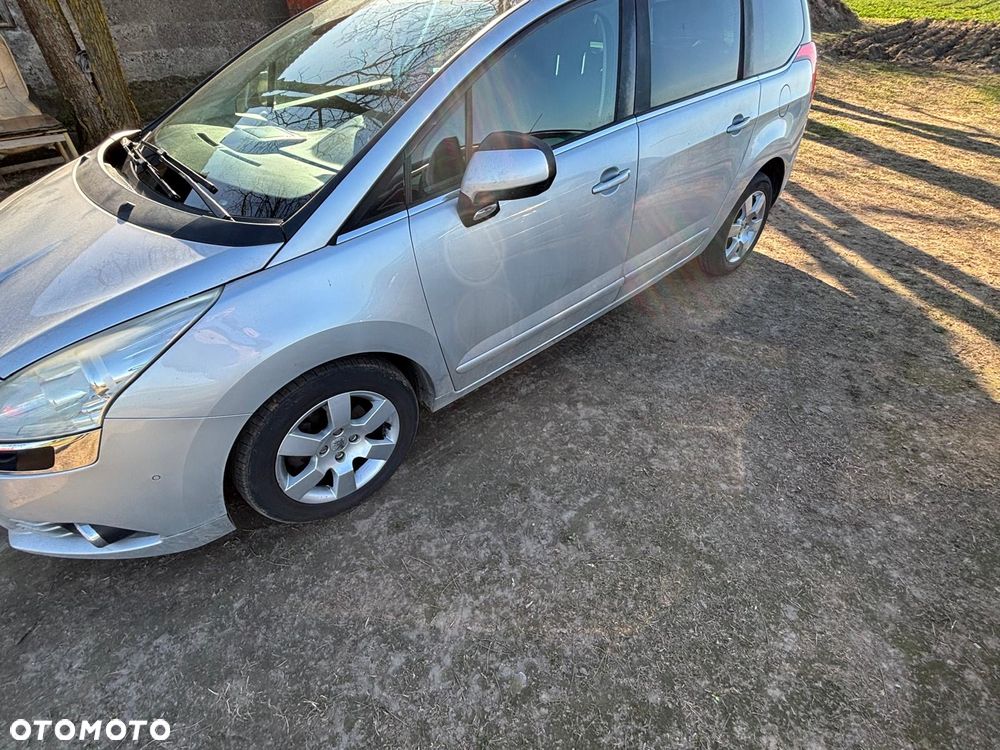 Peugeot 5008 1.6 HDi Premium - 12