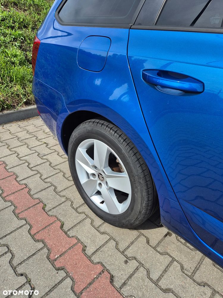 Skoda Octavia 1.6 TDI SCR Ambition - 11
