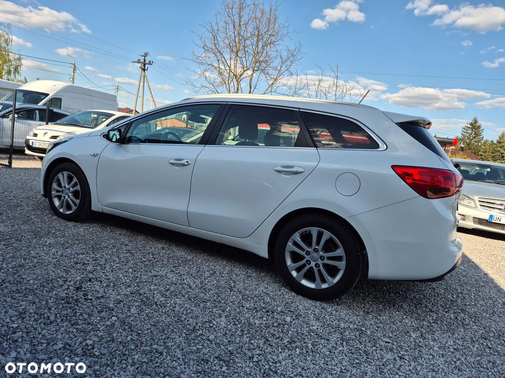Kia Ceed 1.6 CRDi 128 Platinum Edition - 7