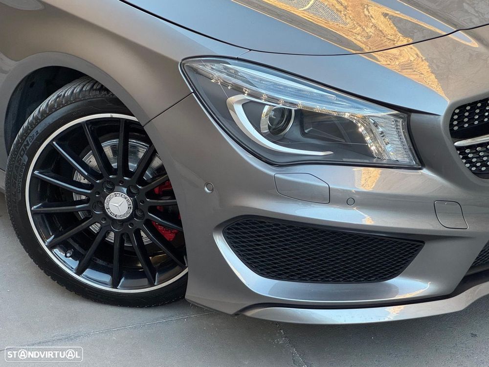 Mercedes-Benz CLA 180 AMG Line - 36
