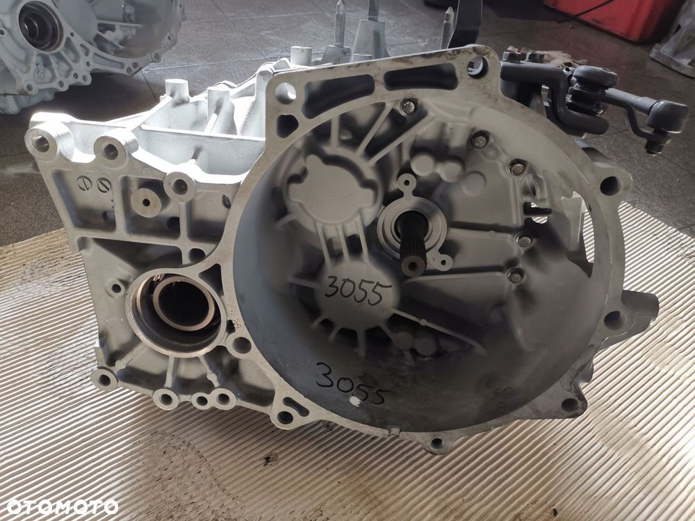 skrzynia biegów mitsubishi outlander 2.0 4x4 - 2