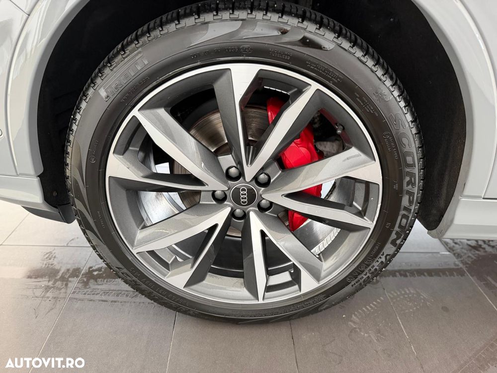 Audi Q7 50 TDI quattro Tiptronic S line - 26