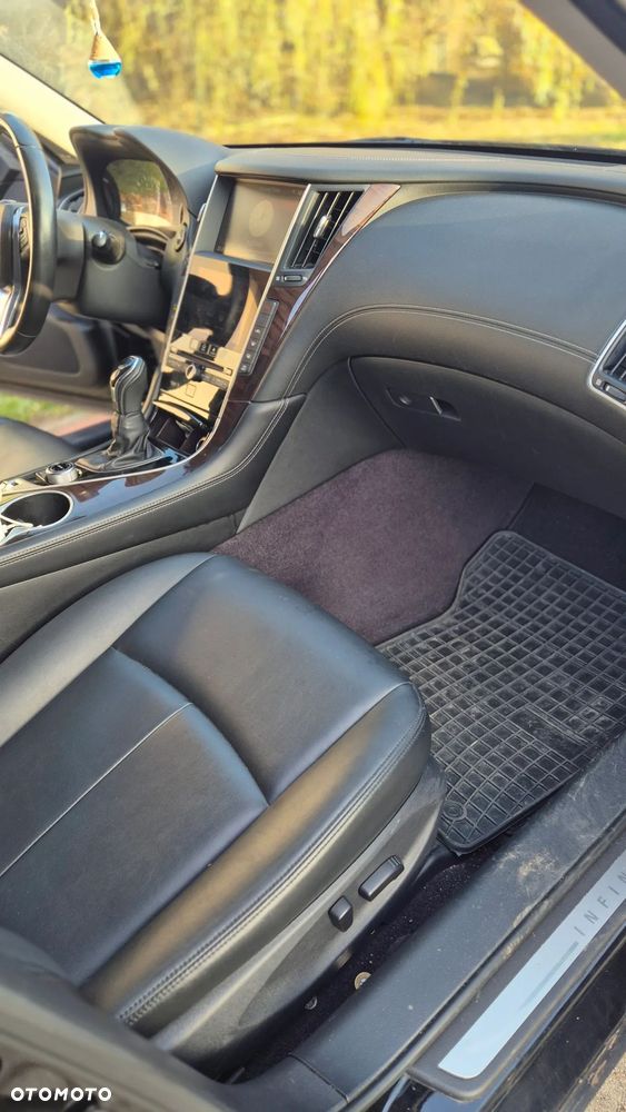 Infiniti Q50 Q50S 3.0t Sport Tech - 19