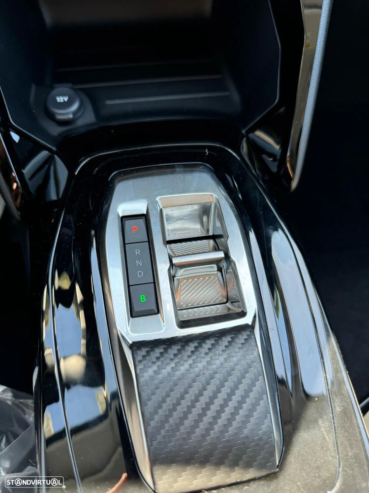 Peugeot e-208 E-Style - 14