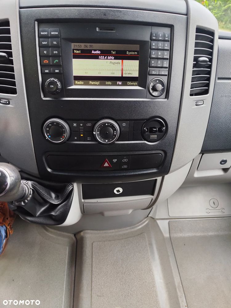 Volkswagen Crafter - 22