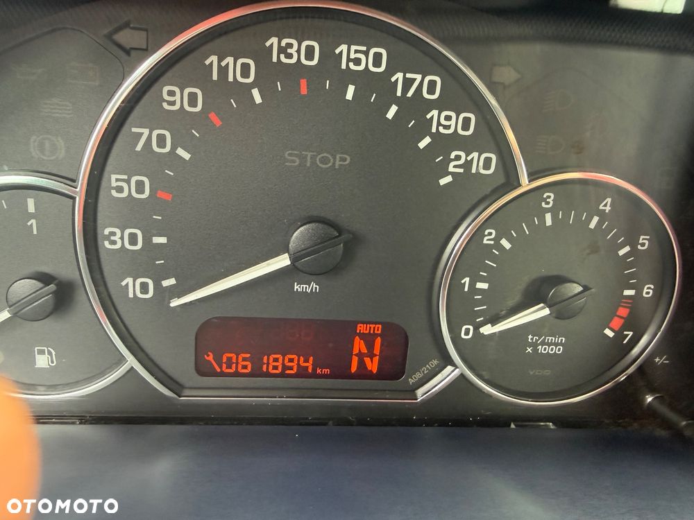 Peugeot 1007 1.6 Trendy 2-Tronic - 13