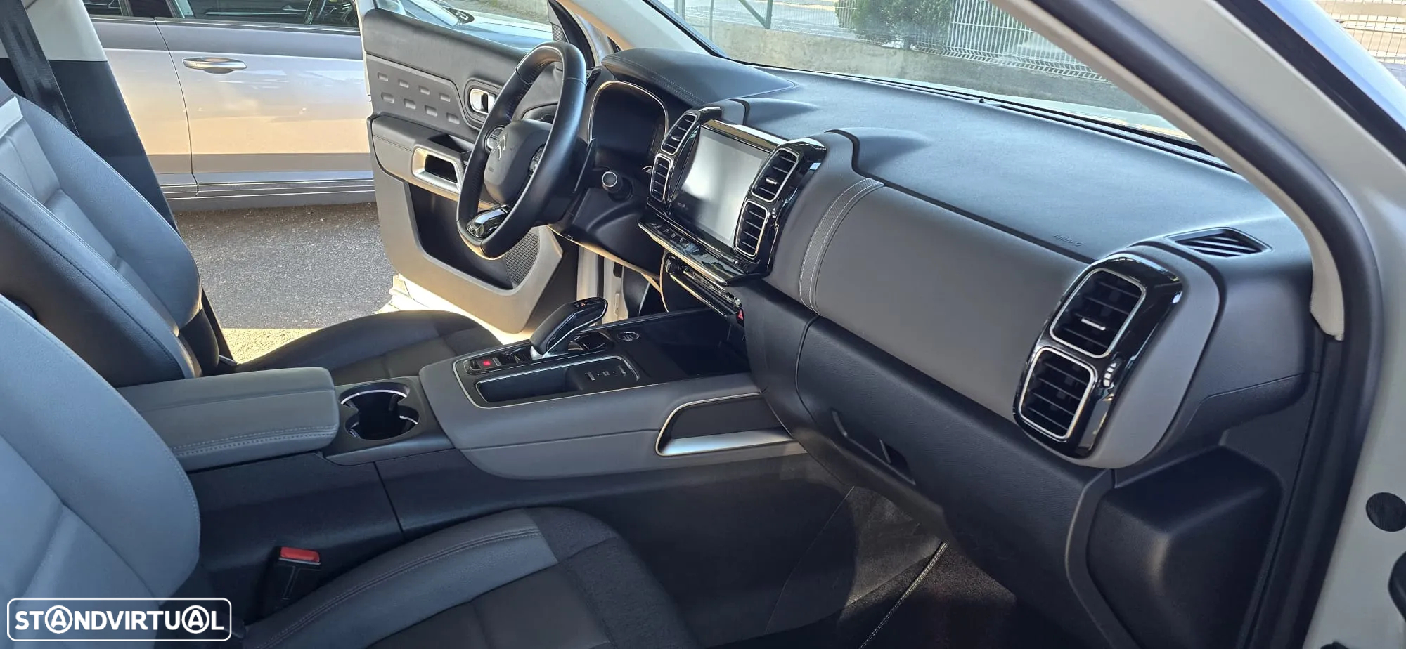 Citroën C5 Aircross 1.6 Hybrid Shine Pack e-EAT8 - 32
