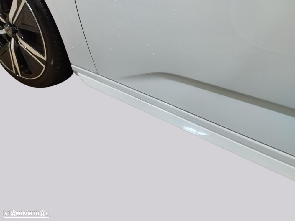 Peugeot 308 SW - 11
