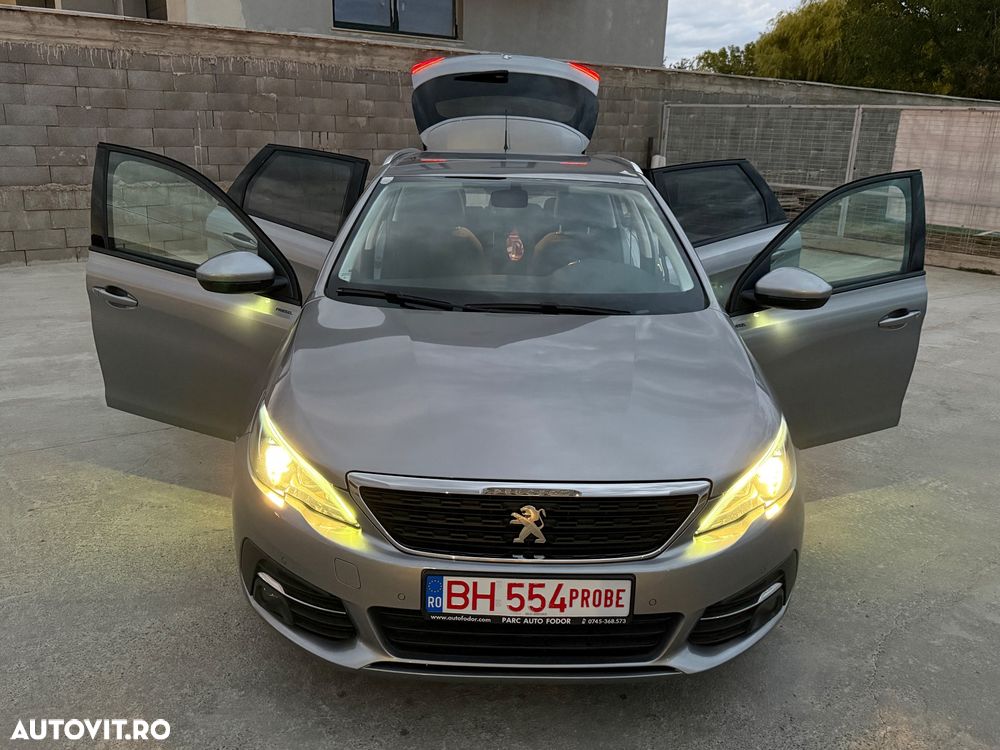 Peugeot 308 - 24