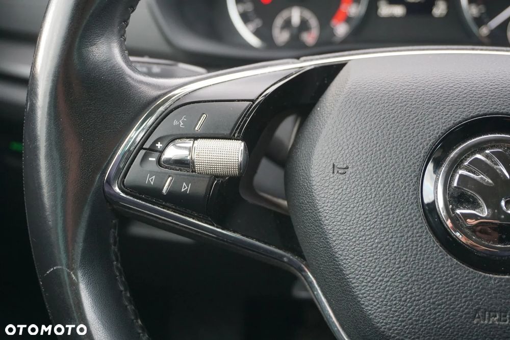 Skoda Octavia 2.0 TDI Ambition - 22