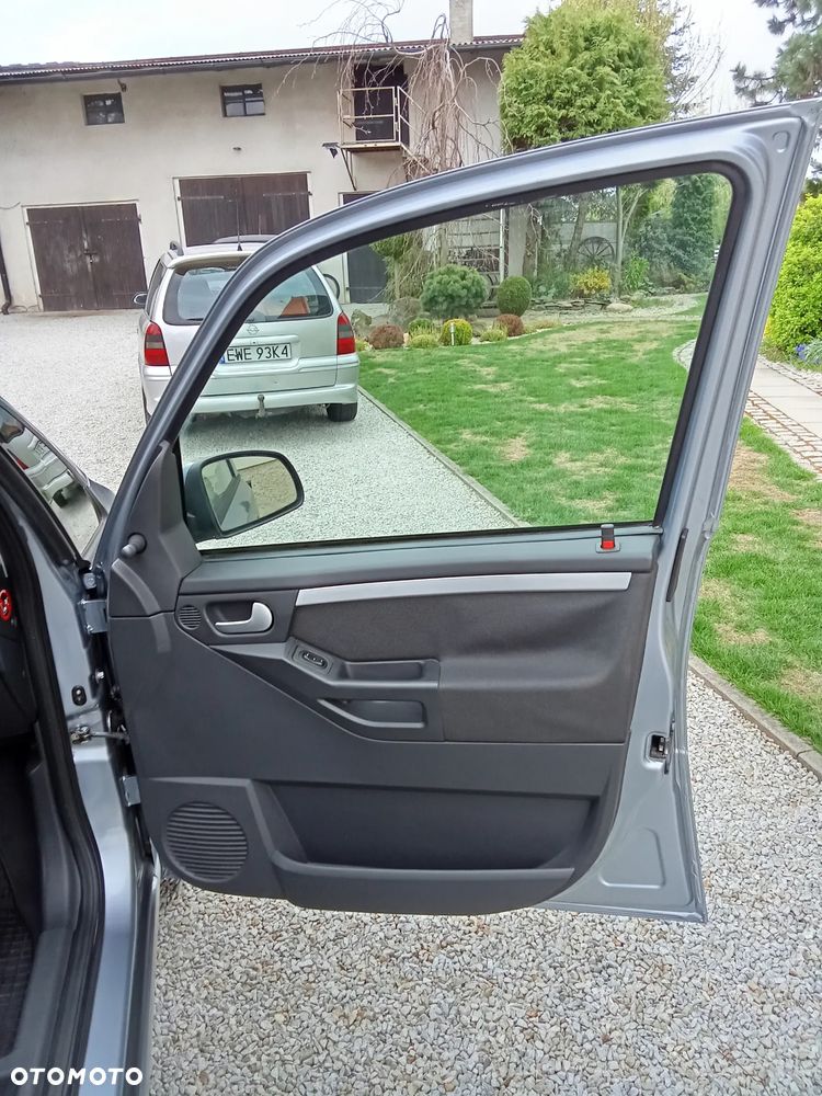 Opel Meriva 1.6 Enjoy - 21