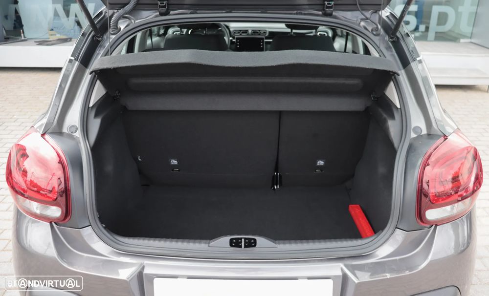 Citroën C3 1.2 PureTech Shine EAT6 - 32