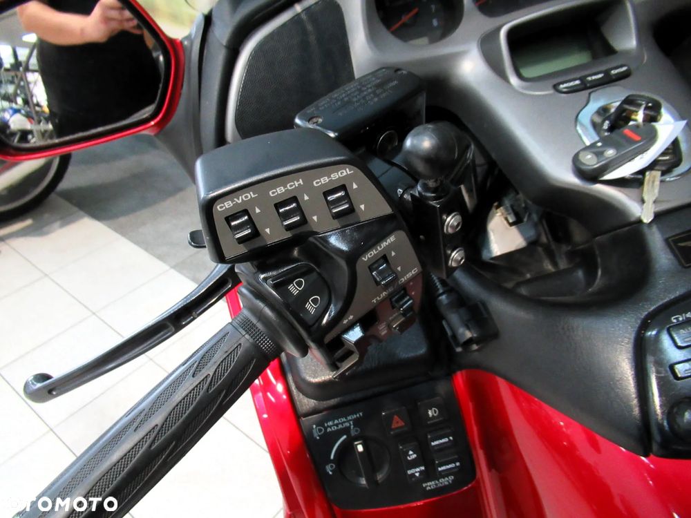 Honda GL - 9